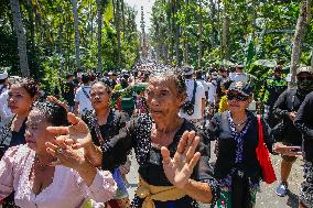 Balinese Mass Cremation