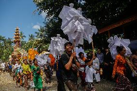 Balinese Mass Cremation