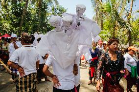 Balinese Mass Cremation