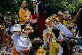 Balinese Mass Cremation