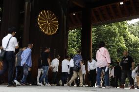 Yasukuni shrine