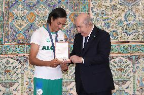 Algerian President Receives Imane Khelif And Other Medallists - Algiers