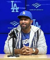 Baseball: Matt Kemp's retirement ceremony