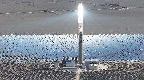 Dunhuang 100 MW Molten Salt Tower Solar Thermal Power Station