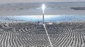 Dunhuang 100 MW Molten Salt Tower Solar Thermal Power Station