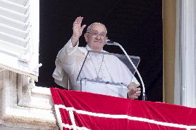 Pope Francis Angelus Prayer - Vatican