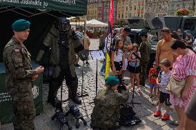 Wroclaw Celebrates Polish Armed Forces Day