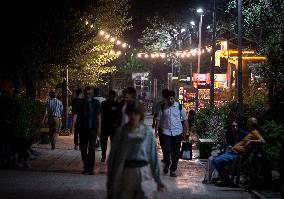 Daily Life In Tehran