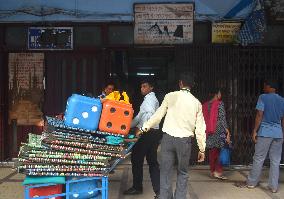 Daily Life In Kolkata