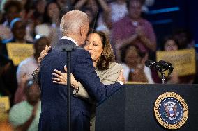 Biden and Harris announce lower drug costs for Medicare