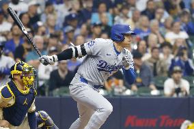 Baseball: Dodgers vs. Brewers