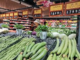 High Temperatures And Rainstorm Caused Vegetable Prices Soar