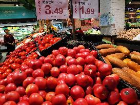 High Temperatures And Rainstorm Caused Vegetable Prices Soar