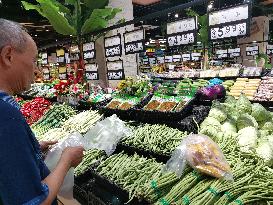 High Temperatures And Rainstorm Caused Vegetable Prices Soar