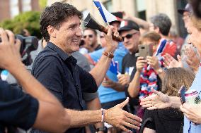 Trudeau Attends National Acadian Day Concert - Nova Scotia