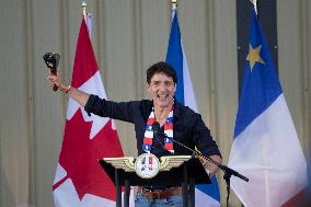 Trudeau Attends National Acadian Day Concert - Nova Scotia