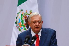 Flag-Bearing Ceremony For Paralympic Athletes - Mexico City