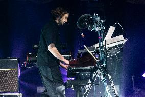 Editors Perform In London