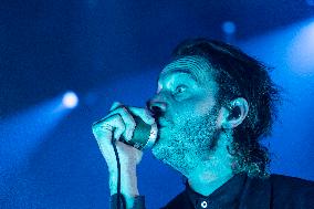 Editors Perform In London