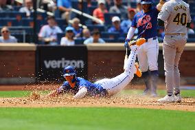 MLB Oakland Athletics Vs New York Mets