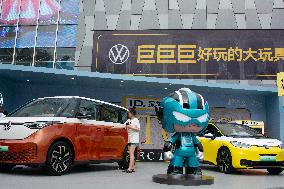 Cities Tour Of New ID. Buzz Of Saic Volkswagen In Shanghai