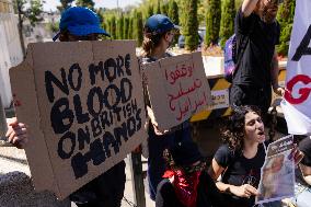 Israeli Activists Protest British Consulate - Jerusalem