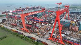 Ships Construction in Suzhou