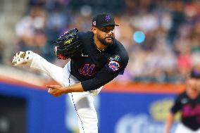 MLB Miami Marlins Vs New York Mets