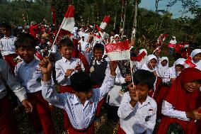 Indonesia Commemorates Independence Day At Mount Hawu Bandung