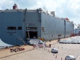 Vehicles Export at Lianyungang Port