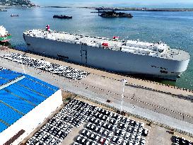 Vehicles Export at Lianyungang Port