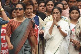 West Bengal Mamata Banerjee Demand Justice For Female Doctor Murdered - Kolkata