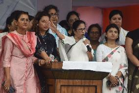 West Bengal Mamata Banerjee Demand Justice For Female Doctor Murdered - Kolkata