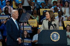 Harris And Biden Make First Joint Appearance Since Ticket Change - Maryland