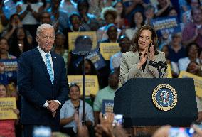 Harris And Biden Make First Joint Appearance Since Ticket Change - Maryland