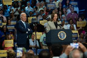 Harris And Biden Make First Joint Appearance Since Ticket Change - Maryland