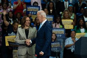 Harris And Biden Make First Joint Appearance Since Ticket Change - Maryland