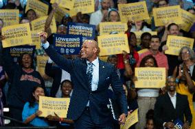 Harris And Biden Make First Joint Appearance Since Ticket Change - Maryland