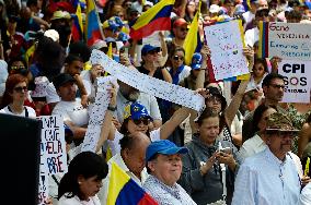 Venezuelans Protest Against Maduro After The Venezuelan Presidential Elections