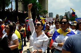 Venezuelans Protest Against Maduro After The Venezuelan Presidential Elections