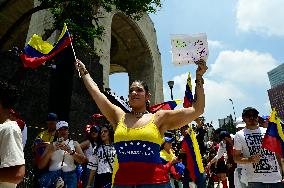 Venezuelans Protest Against Maduro After The Venezuelan Presidential Elections