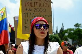 Venezuelans Protest Against Maduro After The Venezuelan Presidential Elections