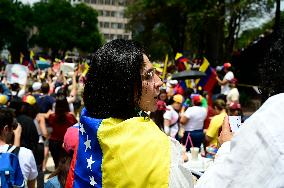 Venezuelans Protest Against Maduro After The Venezuelan Presidential Elections