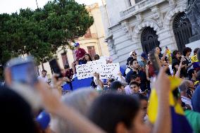 Venezuelan Protest In Porto