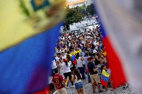 Venezuelan Protest In Porto