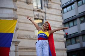 Venezuelan Protest In Porto