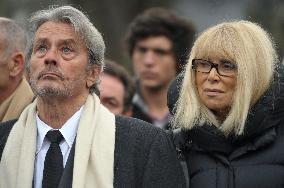 Mireille Darc Dies At 79