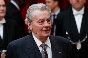 Line Renaud Honored - Paris