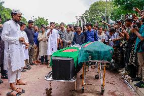 Activists of Anti-Discrimination Student movement attend funeral of two fellow students in Dhaka