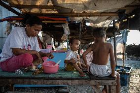 Daily Life In Indonesia